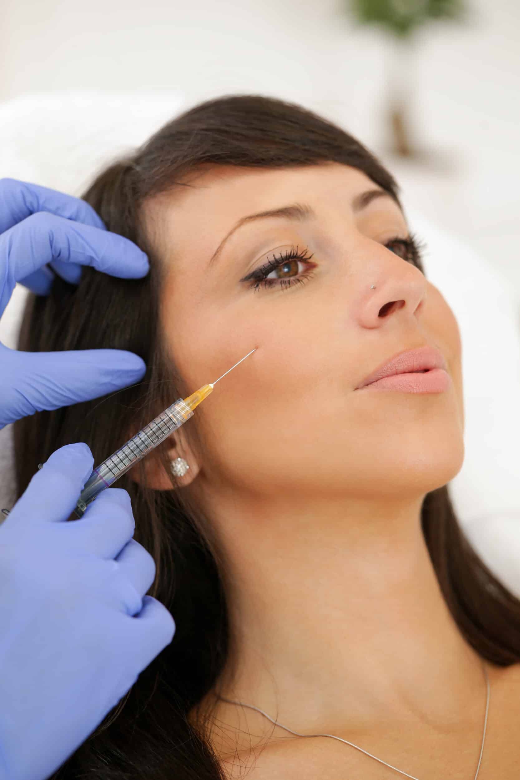 Injecting hyaloronan fillers